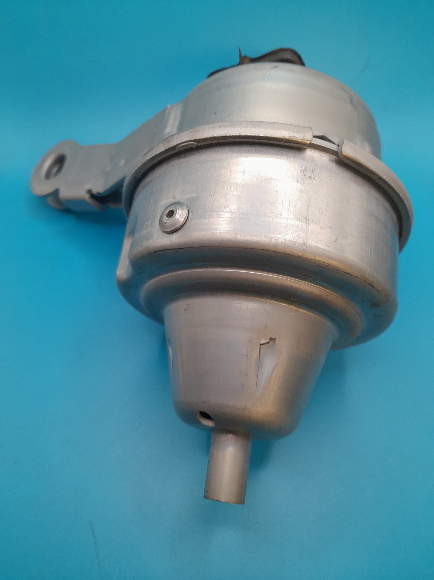 R50,R52 & R53 Top Engine mount late 2004 and up