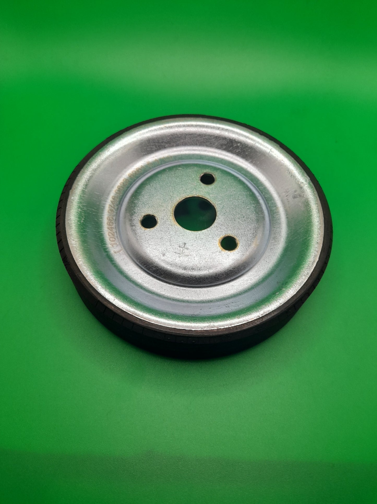 R56 mini Water pump pulley/ drive wheel