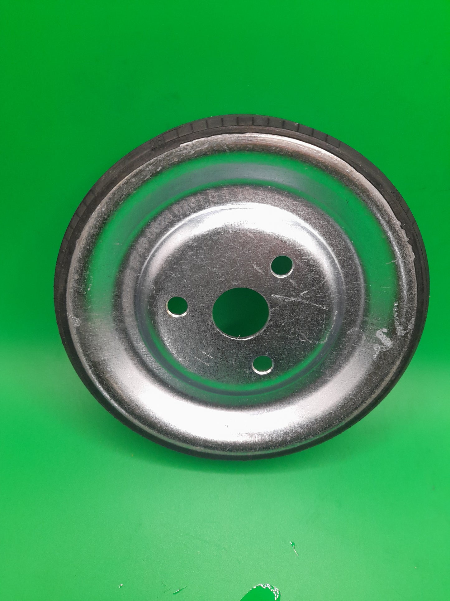 R56 mini Water pump pulley/ drive wheel