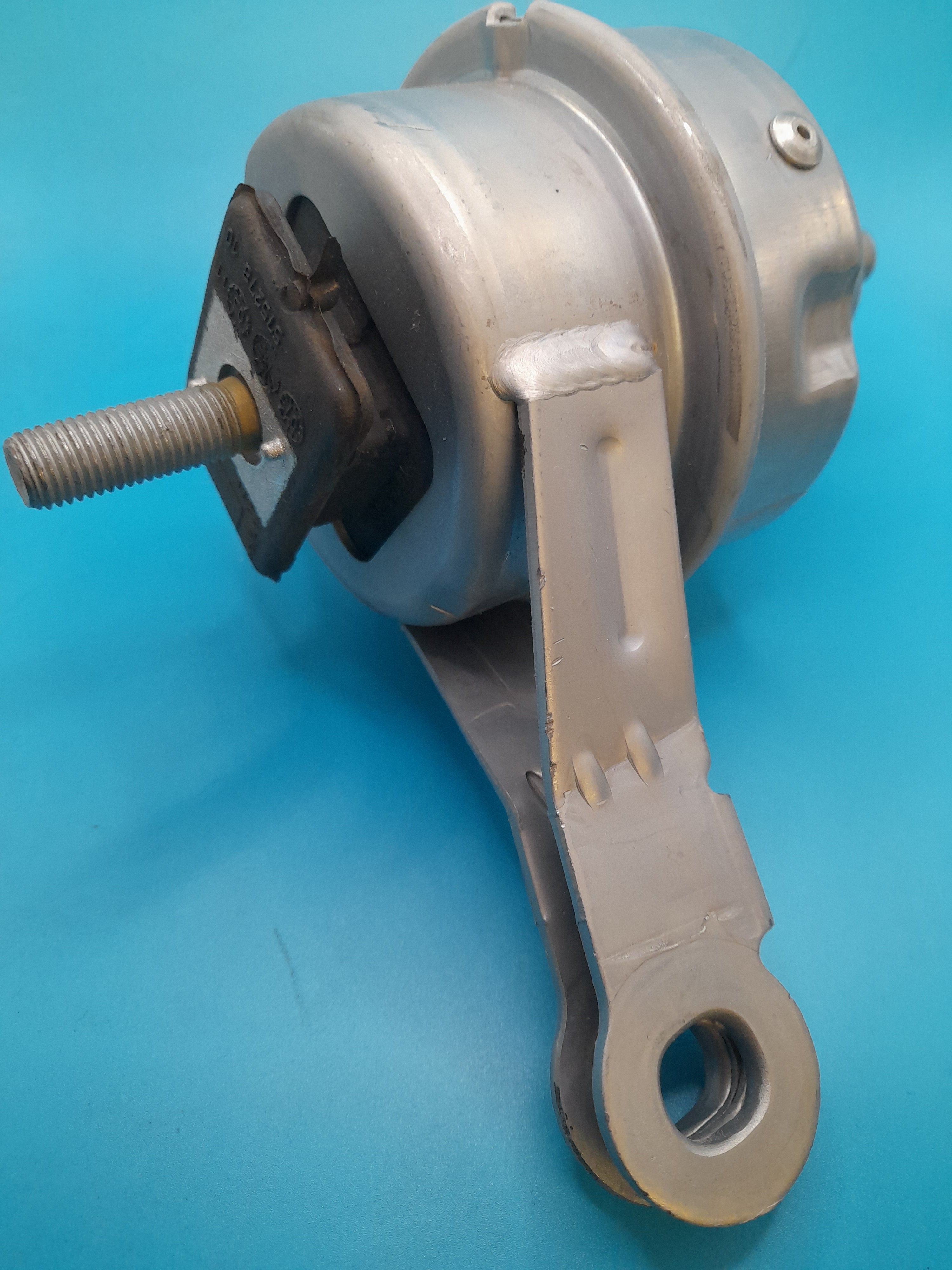 R50,R52 & R53 Top Engine mount late 2004 and up – R53 Shop
