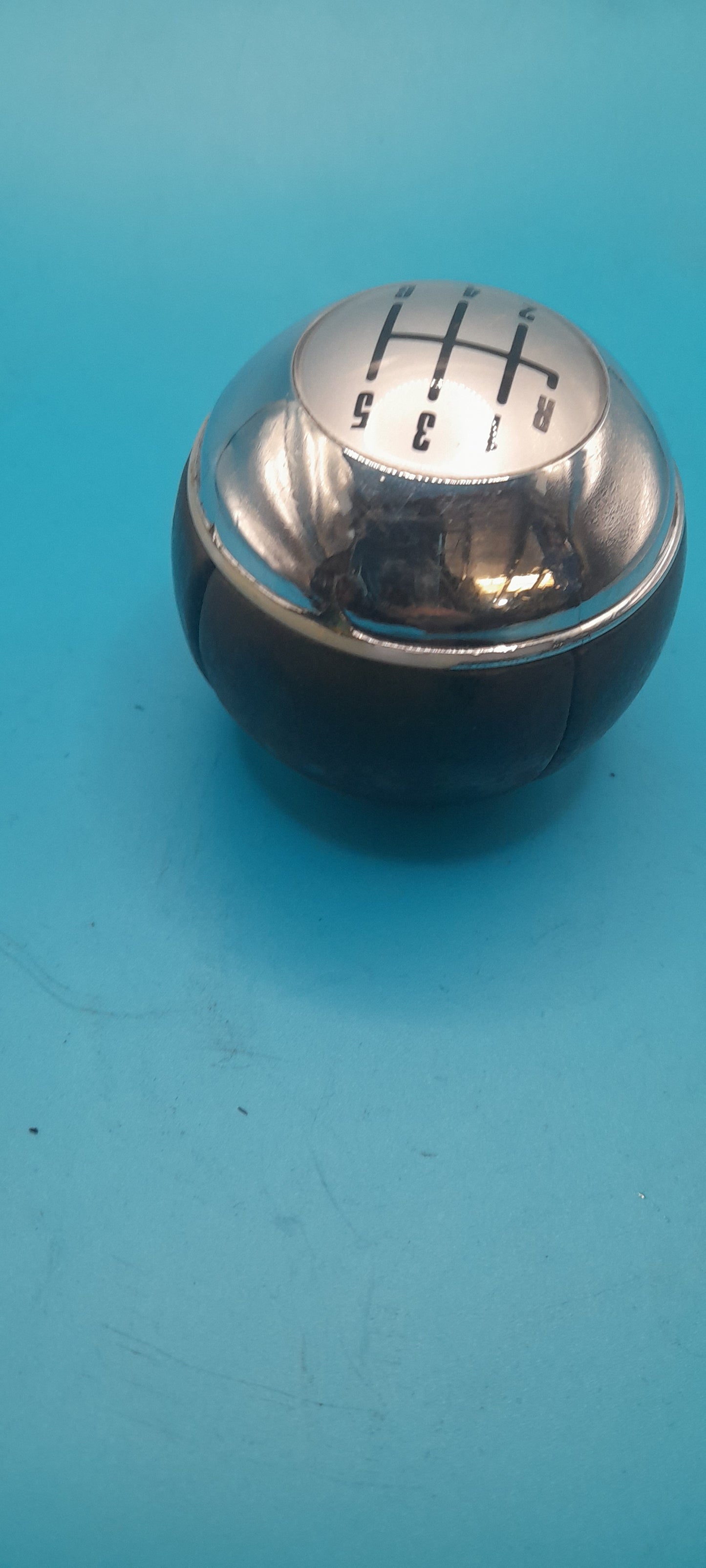 USED Mini Cooper 6 Speed Gear-knob
